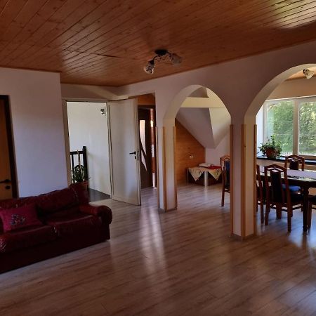 Hotel Vila Aslam Hura-Humora Exteriér fotografie